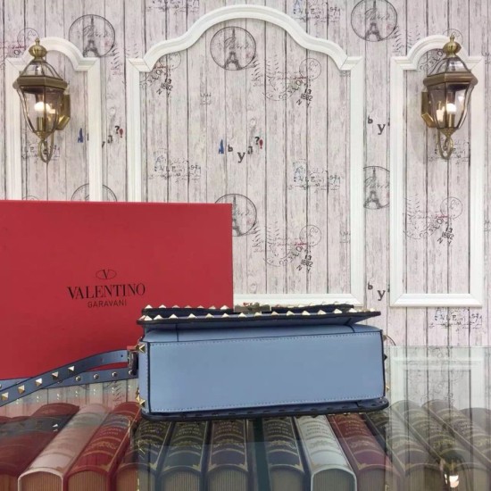 Replica Rockstud Shoulder Bag In Light Blue Calfskin